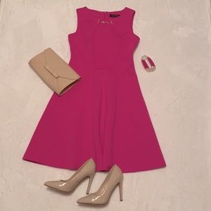 Ivanka Trump purple pink dress with interesting gold detail size 6